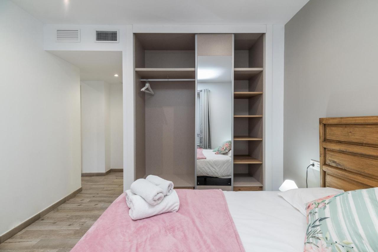 Moderno Apartamento En Centro De Granada Ngoại thất bức ảnh