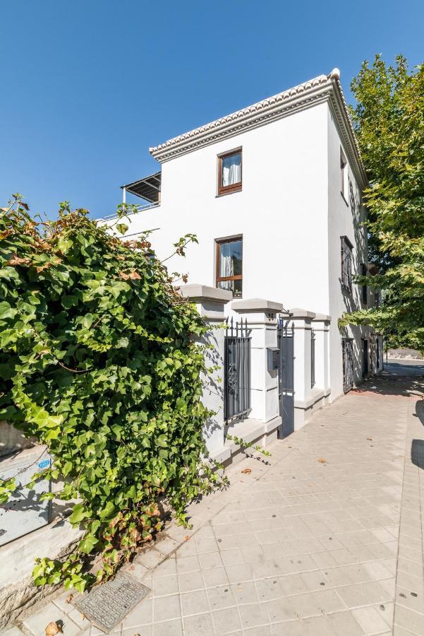 Moderno Apartamento En Centro De Granada Ngoại thất bức ảnh