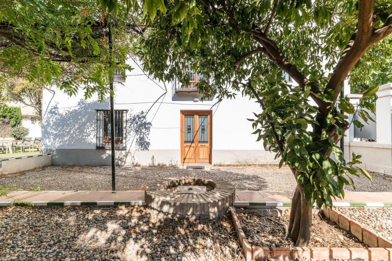 Moderno Apartamento En Centro De Granada Ngoại thất bức ảnh