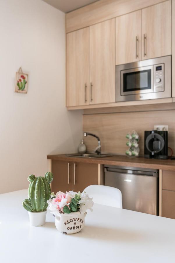 Moderno Apartamento En Centro De Granada Ngoại thất bức ảnh