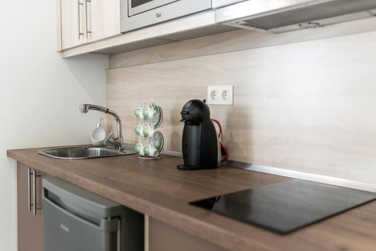Moderno Apartamento En Centro De Granada Ngoại thất bức ảnh