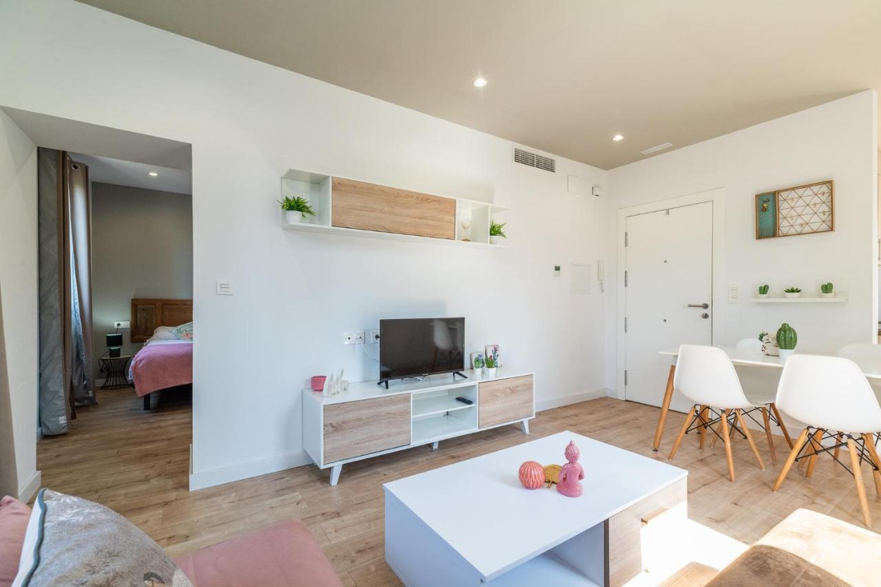 Moderno Apartamento En Centro De Granada Ngoại thất bức ảnh