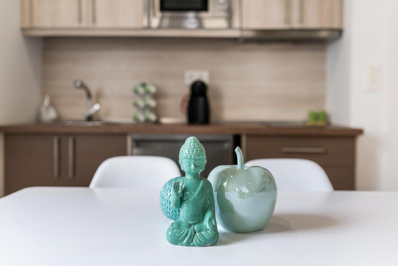 Moderno Apartamento En Centro De Granada Ngoại thất bức ảnh