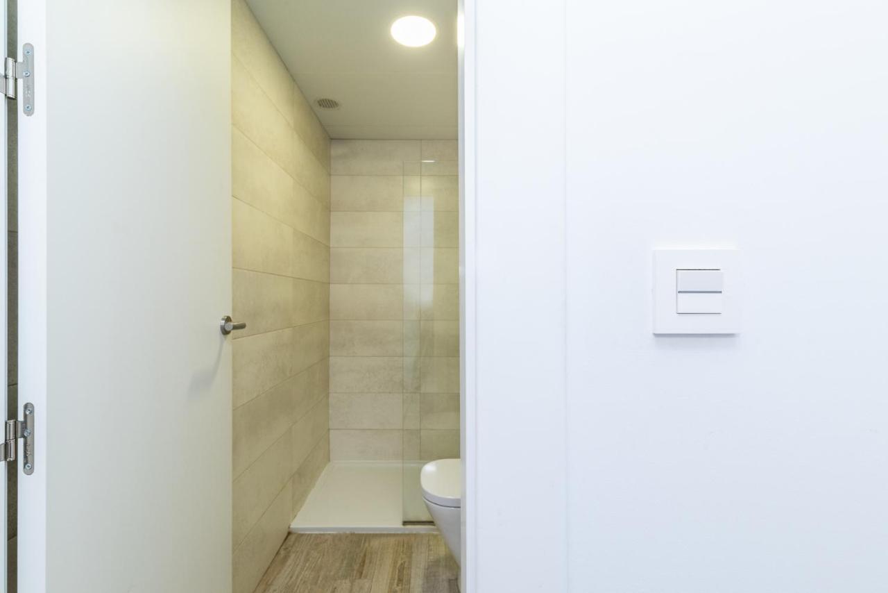Moderno Apartamento En Centro De Granada Ngoại thất bức ảnh